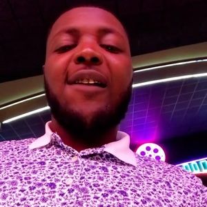 Meet your Posher, Deandre